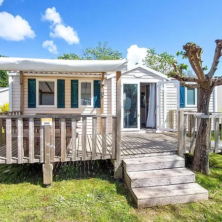 Mobil-home Piscine Camping *